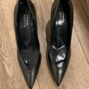 Edmundo Castillo metallic teal pumps. Never been worn!